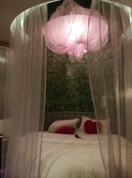 Miaozu Buyi Hotel Fenghuang Exteriör bild